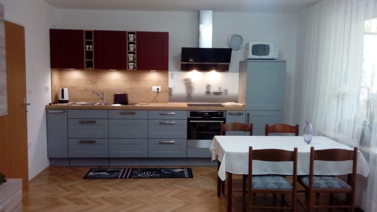 Apartma Meta Radovljica Luaran gambar