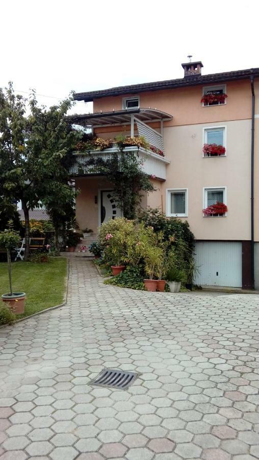 Apartma Meta Radovljica Luaran gambar